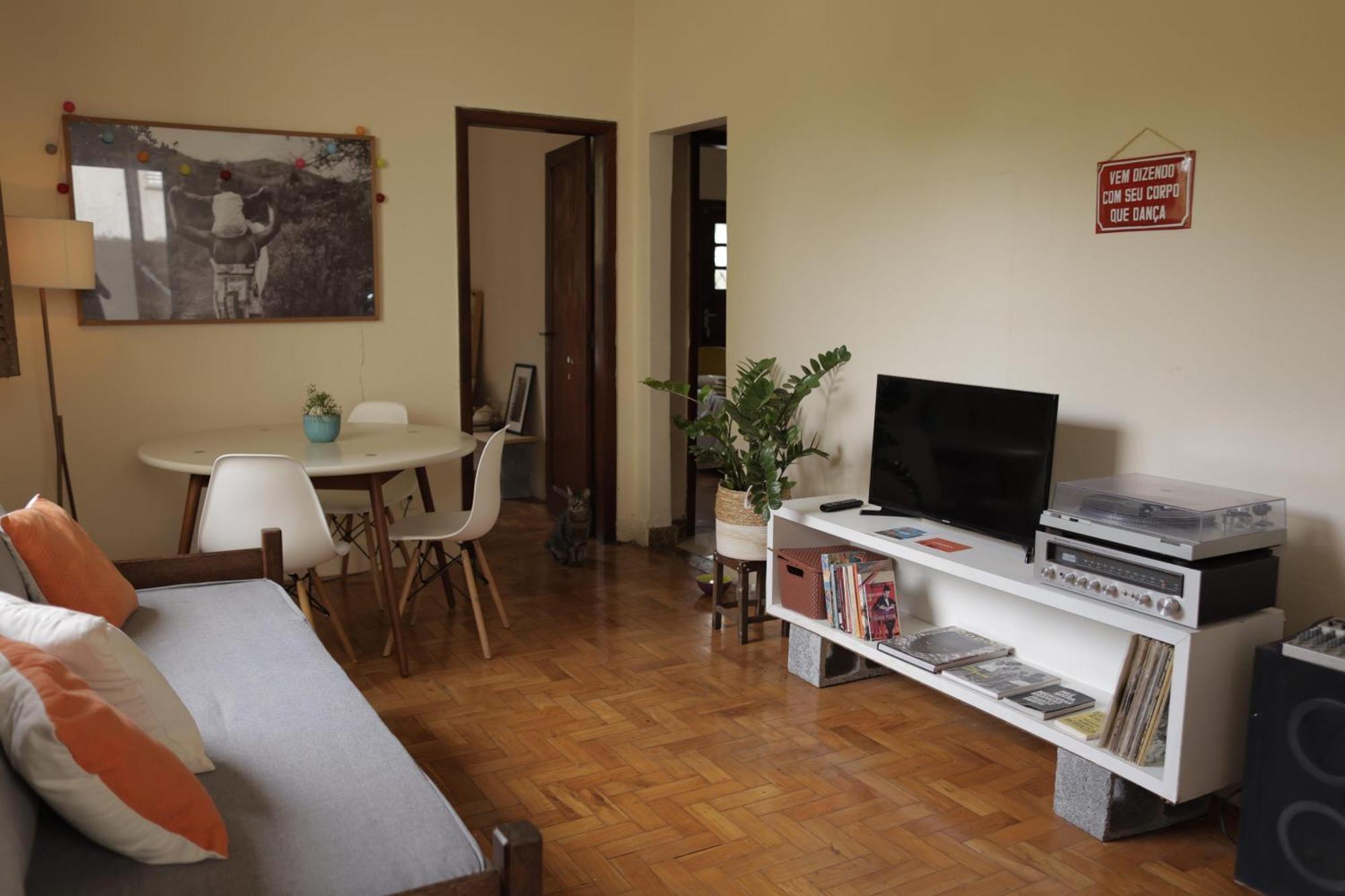 בלו הוריזונטה Quarto Casal Com Varanda Casa Caramel מראה חיצוני תמונה