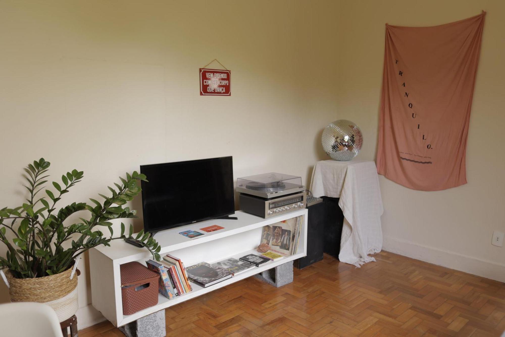 בלו הוריזונטה Quarto Casal Com Varanda Casa Caramel מראה חיצוני תמונה